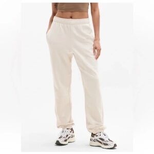 Athleta Easy Fleece Joggers in Bone sz XL NWT